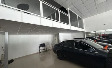 Local comercial mts de Av. 9 de Julio - frente a Todo Obra