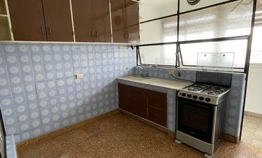 Departamento en venta - 2 Dormitorios 1 Baño - 67Mts2 - La Plata