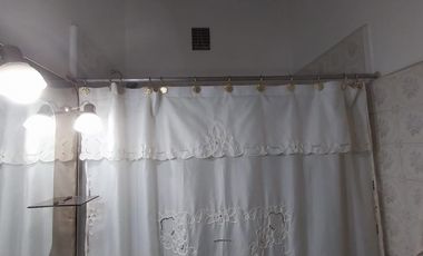 Casa 3 amb c/ fondo libre en Lomas de Zamora Oeste