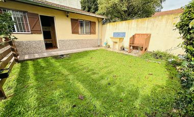 Casa 3 ambientes + Departamento 3 ambientes !!!