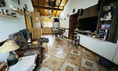 Casa 3 ambientes + Departamento 3 ambientes !!!