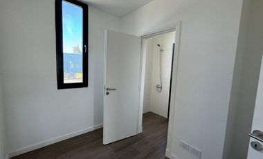 San Matías - Área 1 | Venta | Casa moderna a la laguna, de 5 amb con pileta