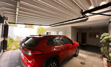 Amplia casa de 5 dormitorios con galería y pileta, Av. Roca al 1000, Barrio Sur