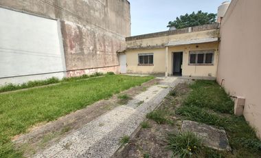 CASA DE 3 AMBIENTES SOBRE LOTE DE 8,66 X 46