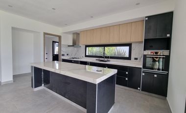 Casa Venta Barrio Vistas - Puertos del Lago - Escobar