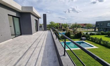 Casa Venta Barrio Vistas - Puertos del Lago - Escobar