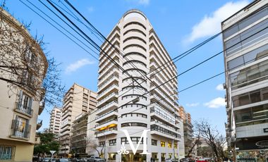 Piso en torre Belgrano, 5 ambientes, 2 cocheras, seg  24 hs presencial, amenities