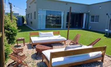 Venta - Casa en Barrio Privado Altos de Campo Grande - Pilar