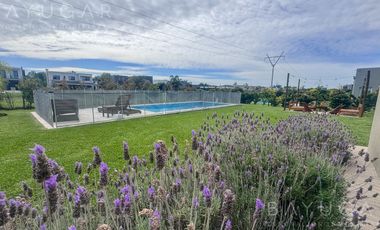 Venta - Casa en Barrio Privado Altos de Campo Grande - Pilar
