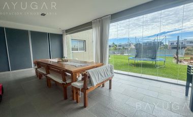 Venta - Casa en Barrio Privado Altos de Campo Grande - Pilar