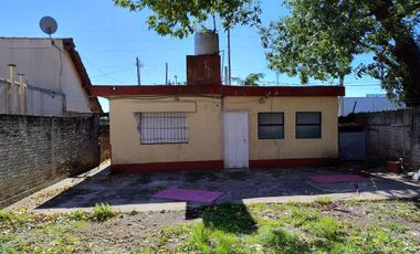 Casa en  Pino al 100, Adrogué
