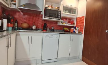 Departamento de 4 Ambientes con Balcón y Cochera en Vicente López - Excelente Ubicación- En Venta