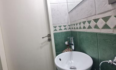 Departamento de 4 Ambientes con Balcón y Cochera en Vicente López - Excelente Ubicación- En Venta