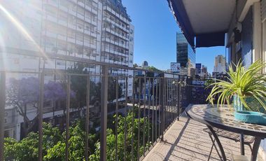 Departamento de 4 Ambientes con Balcón y Cochera en Vicente López - Excelente Ubicación- En Venta