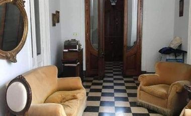 CASA EN VENTA MICROCENTRO