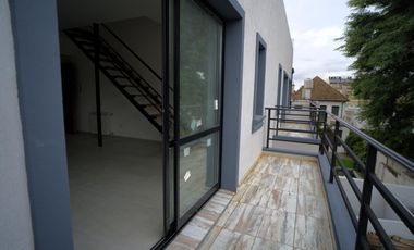 Departamento Duplex en  JOSE MARMOL