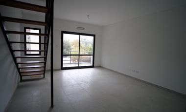 Departamento Duplex en  JOSE MARMOL