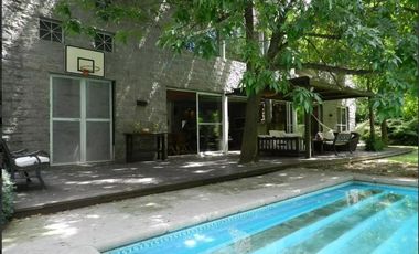 Casa en venta - 2 Dormitorios 2 Baños - 1.200Mts2 - José C. Paz