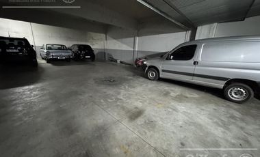 Piso de 4 ambientes a pasos de Plaza Conesa!!