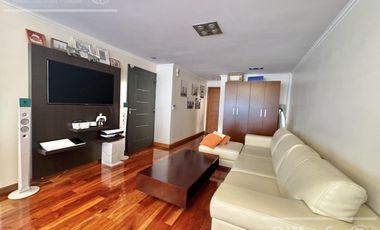 Piso de 4 ambientes a pasos de Plaza Conesa!!