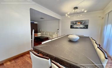 Piso de 4 ambientes a pasos de Plaza Conesa!!