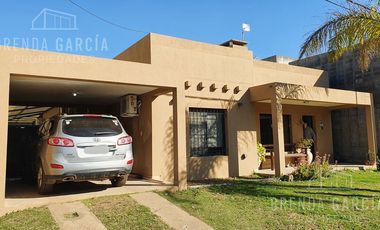 Casa En Venta Lindo Barrio- Villa San Jose
