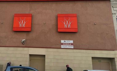 Local en alquiler - Lomas de Zamora (Av. Meeks  139)