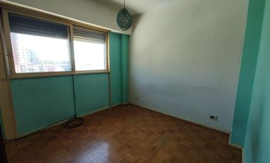 Departamento de 2 ambientes con cochera en muy buen estado - Wilde