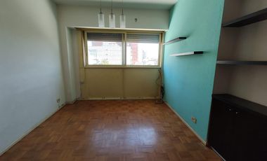 Departamento de 2 ambientes con cochera en muy buen estado - Wilde
