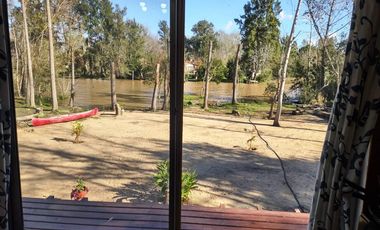 Casa en  venta en el Delta sobre Arroyo Angostura