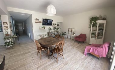 Casa - Temperley Oeste