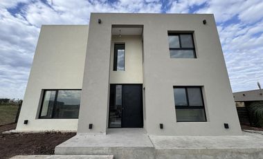 CASA, VENTA, SAN SEBASTIAN, AREA 13, LOTE AL 200