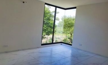 TU CASA EN LOS ROBLES