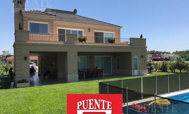 Casa en Santa Juana a la Venta!!