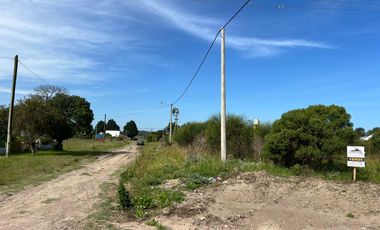 Terreno en  esquina en 25 y 104