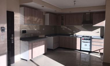 VENTA APTO CREDITO PH TRES AMBIENTES CON COCHERA EN FLORIDA VICENTE LOPEZ