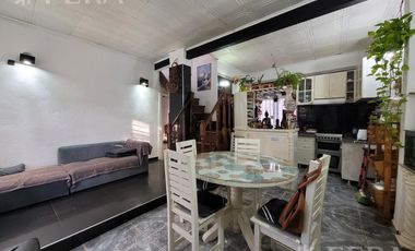 Venta de PH de 4 ambientes con cochera en Quilmes