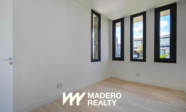 Venta de casa 5 ambientes en El Yacht