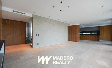 Venta de casa 5 ambientes en El Yacht