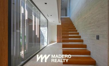 Venta de casa 5 ambientes en El Yacht