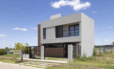 Casa en  Pueblo Esther