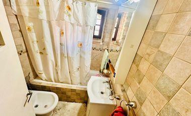 Casa en Luis Guillon a la Venta!!