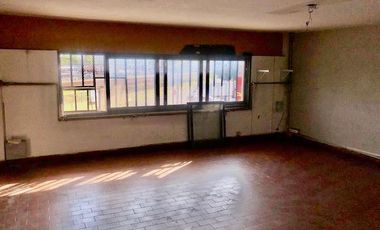 LOCAL  ITUZAINGO VENTA