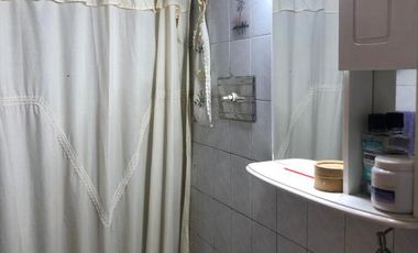 VENTA - Casa 3 dormitorios con casa de huéspedes - José C Paz