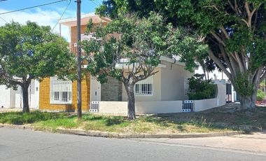 Casa en Venta, 4 Ambientes, en Ramos Mejia, La Matanza, GBA Oeste
