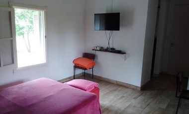 Casa en venta - 3 Dormitorios 3 Baños - Cochera - 1.160Mts2 - Parque Las Naciones, Guernica