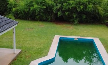 Casa en venta - 3 Dormitorios 3 Baños - Cochera - 1.160Mts2 - Parque Las Naciones, Guernica