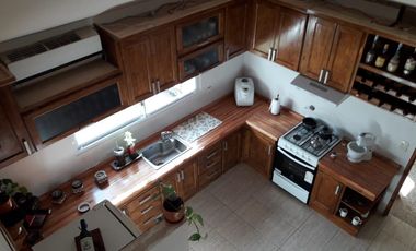 Casa y Departamento en venta en Las Toninas