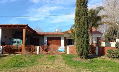 Casa y Departamento en venta en Las Toninas