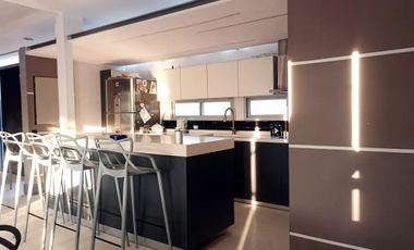 Casa en venta - 2 Dormitorios 3 Baños - 745Mts2 - Pilar